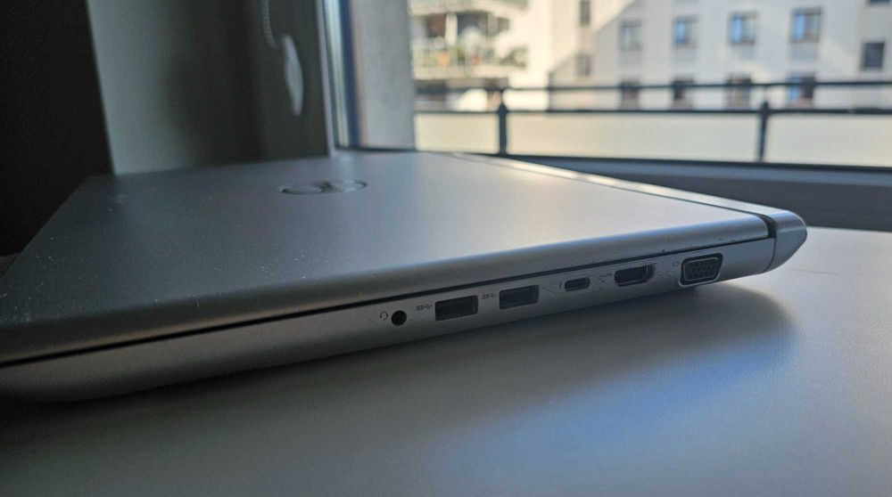 Dell Vostro 15-7580 i7 32GB RAM | idealny do pracy | mocne parametry