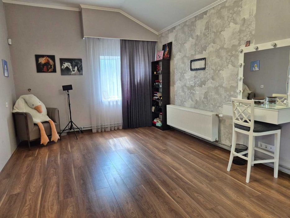 Будинок біля Озера передмісття Одеси та Чорноморська