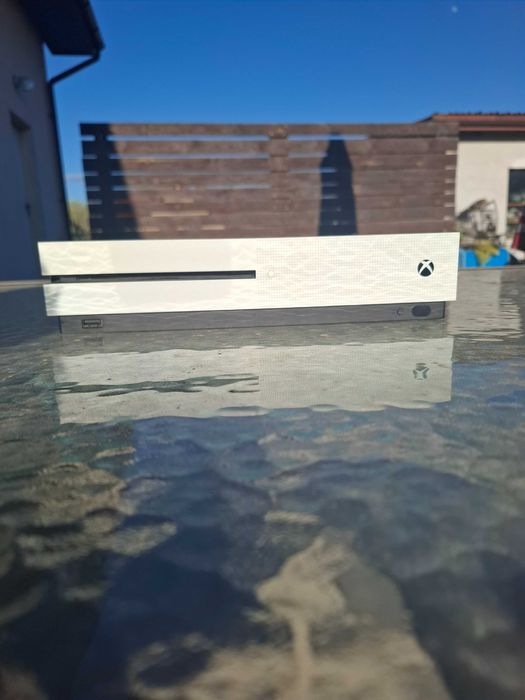 Konsola Xbox One S