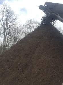 Ziemia ogrodowa przesiana