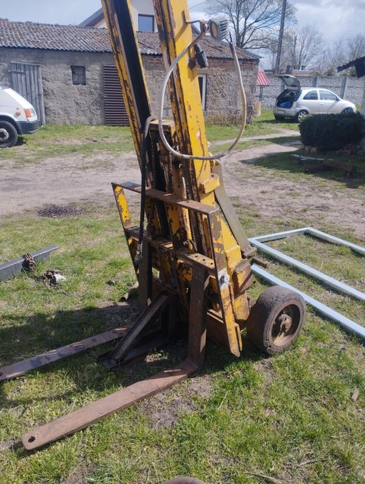 Maszt widlak do ciągnika na kołach sprzedam lub zamienię