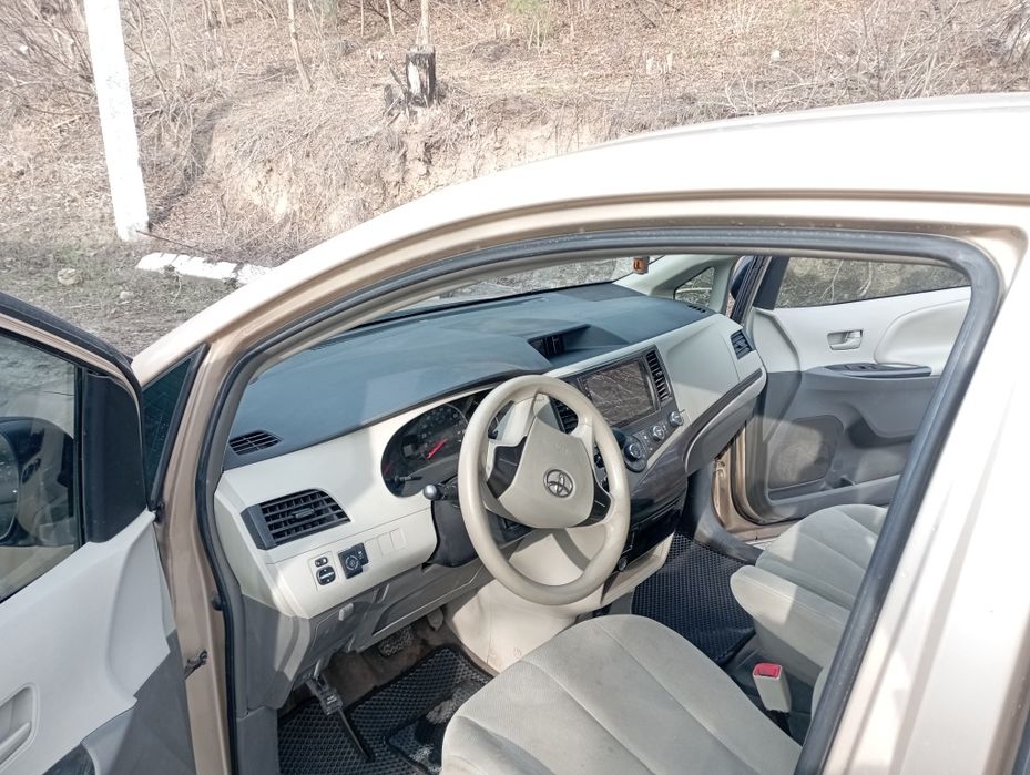 Toyota Sienna 2014 VIN 5TDZK3DC0ES513776 фото оголошення 8 з 12