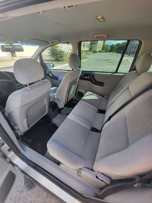 Продам автомобиль Opel Zafira