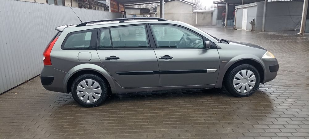 Авто рено меган 2