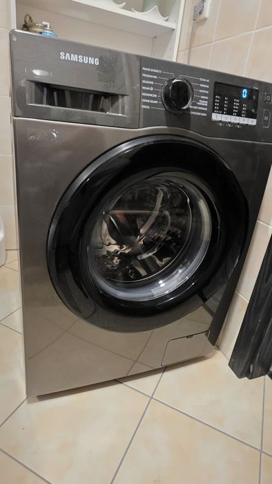Pralka Samsung ciemna