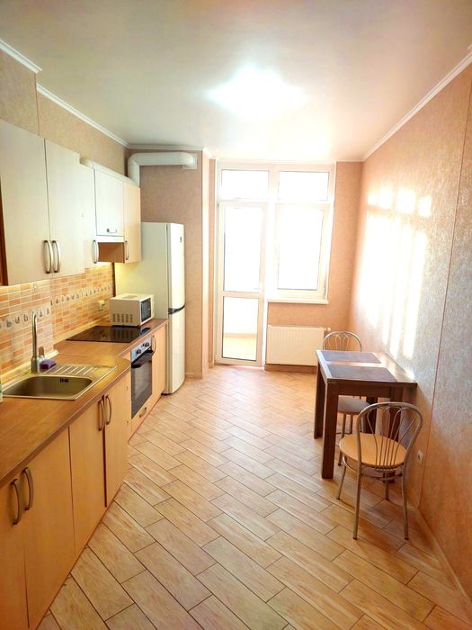 Большая и светлая квартира! 48м2 Ул. Ревуцкого, 7в. Генератор.
