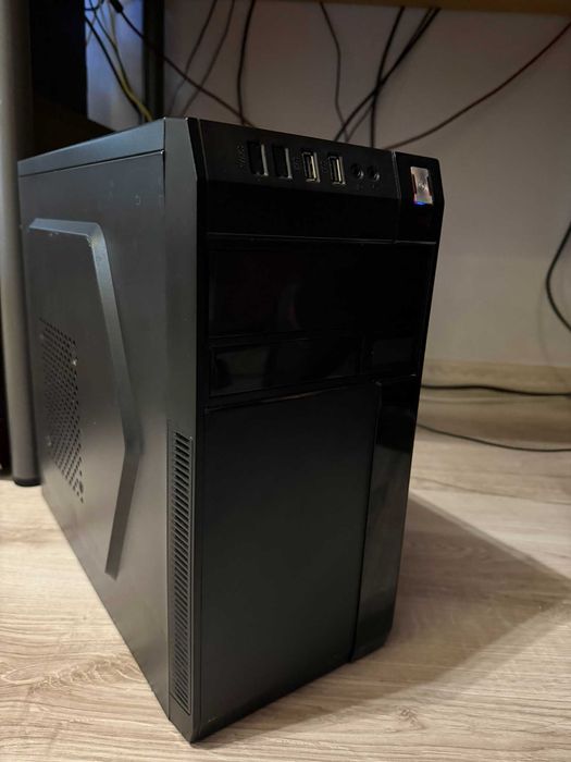 Komputer gamingowy i3-10100F/GTX 1050 Ti 4GB/16 RAM+Monitor LG Full HD