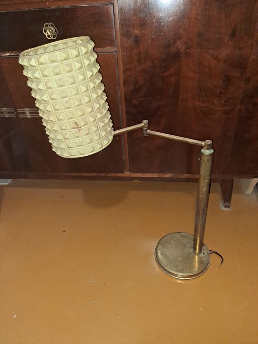 Продам торшер латунный