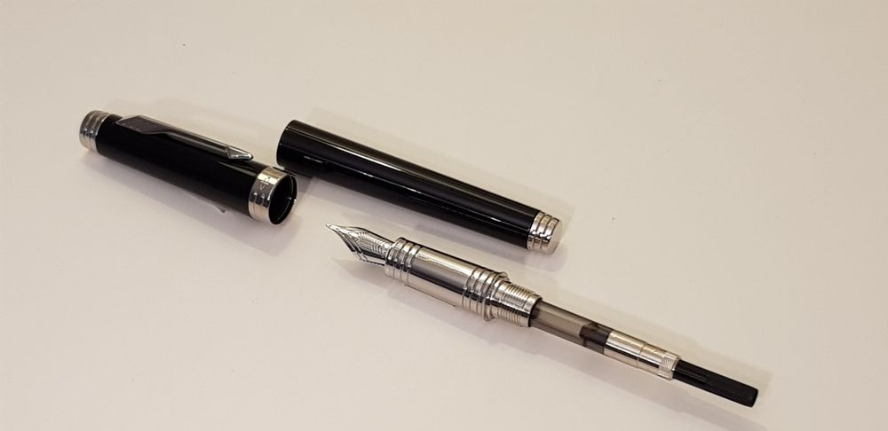 Caneta Parker aparo Ouro 18 kt