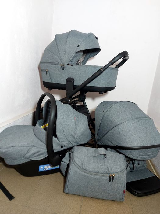 Коляска модель 2025 року  CARRELLO epica  3/1 також 2/1