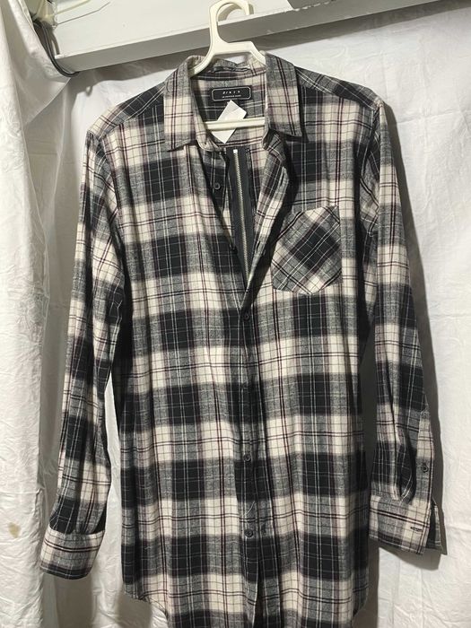 Camisa aos quadrados