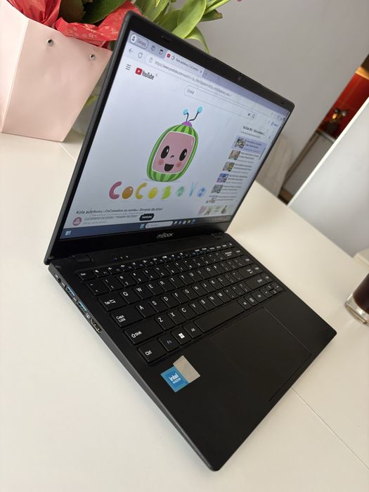 Laptop MaxCom Office mBook