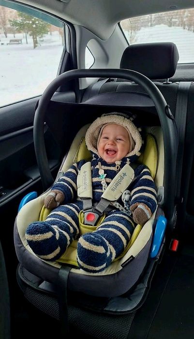 Недорого!Автокрісло,автолюлька для  немовлят від Anex( для авто та для коляски )