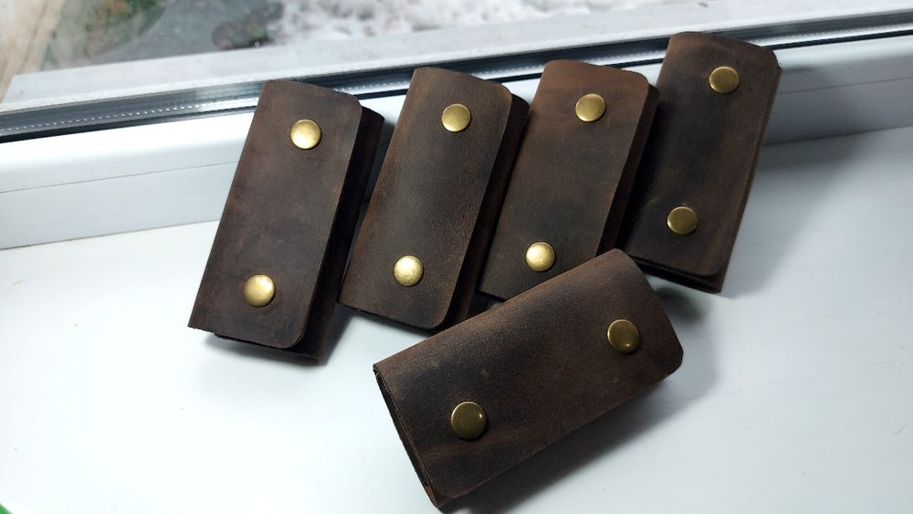 Шкіряні ключниці