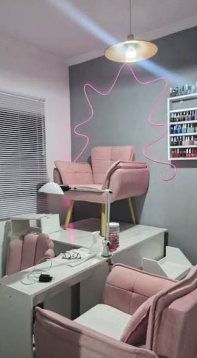 Aluguer de Cadeira de Cabeleireiro e Gabinete de Estética – Laranjeiras / Sete Rios, Lisboa
​Descrição do Anúncio:
O Hanna Beauty Spa, um espaço de re