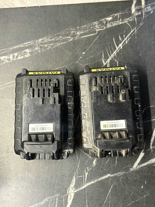 STANLEY FATMAX Dwa akumulatory 2Ah – w pełni sprawne