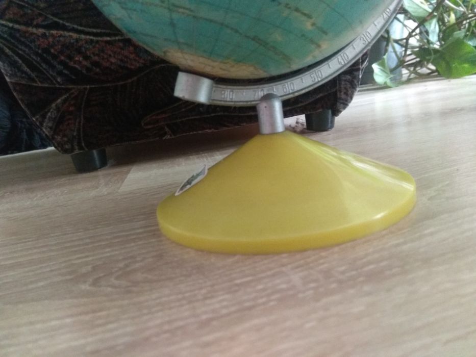 PRL Mały Globus Vintage
