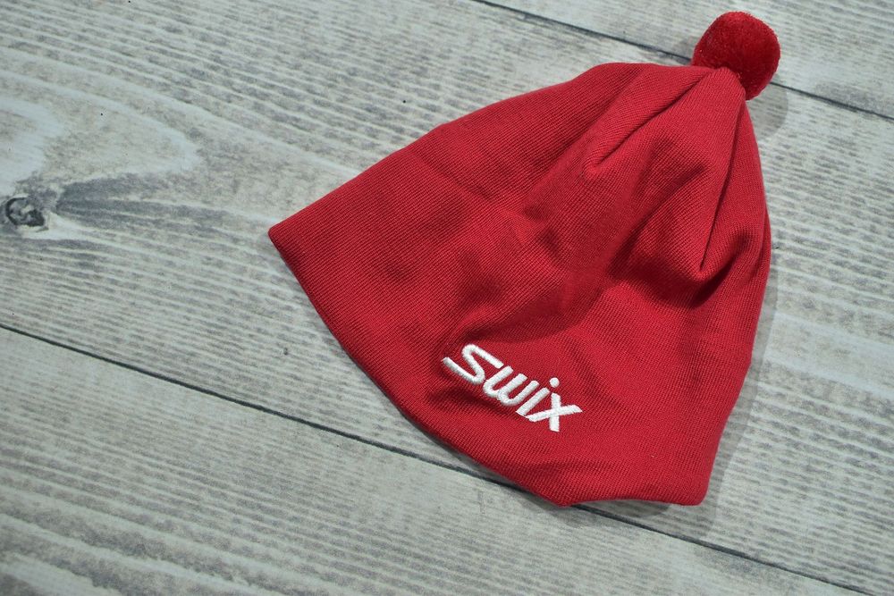 Wełniana Czapka Z Pompnem Beanie 56 Swix Hat