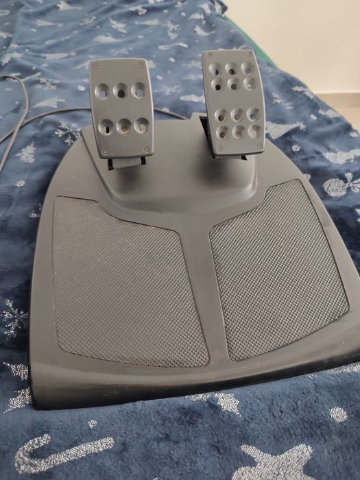 Logitech mono racing