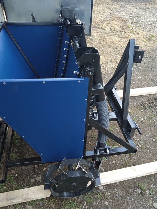 Однозубка Часникосаджалка сажалка часнику