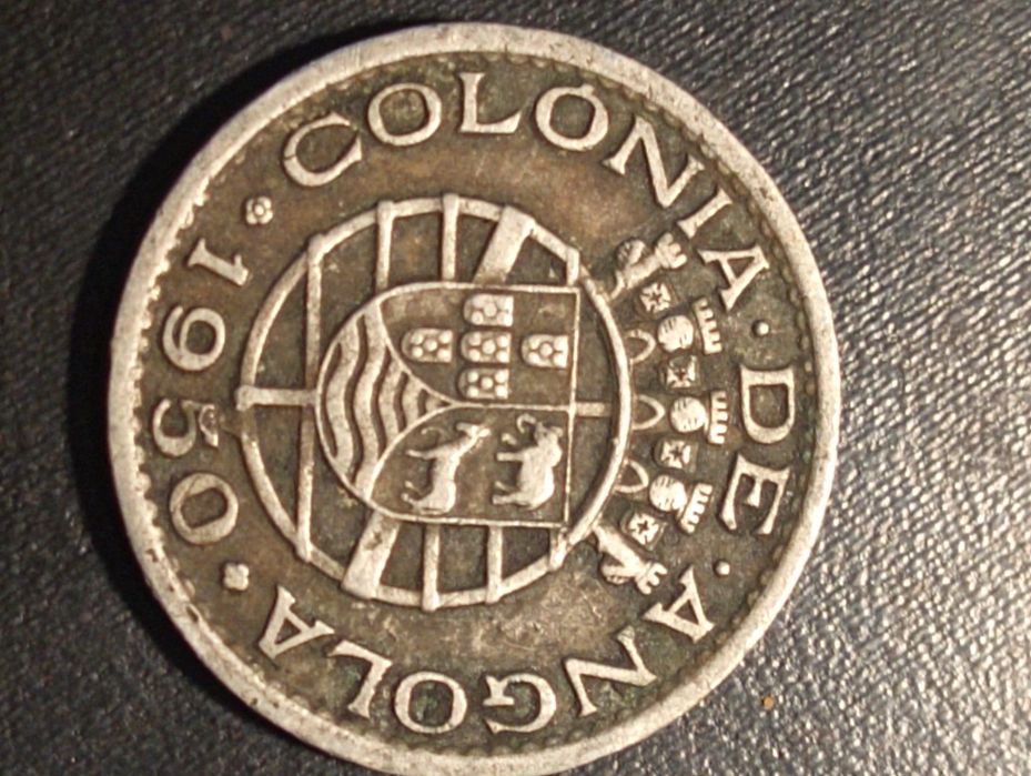 2 moedas 50 centavos - Angola 1948 e 1950 - Soberbas - Alpaca*