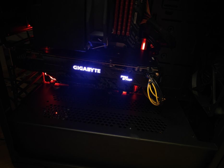 Komputer gamingowy – i5-8600K / GTX 1070 Gigabyte G1 8gb/ 16 GB RAM