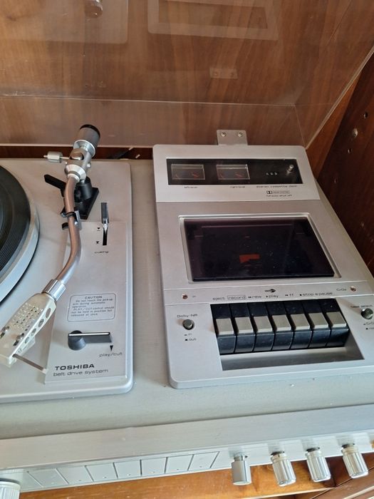 Gira discos Toshiba