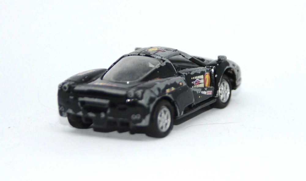 Model Resorak Auto Jak Ferrari Enzo 1:64 die-cast