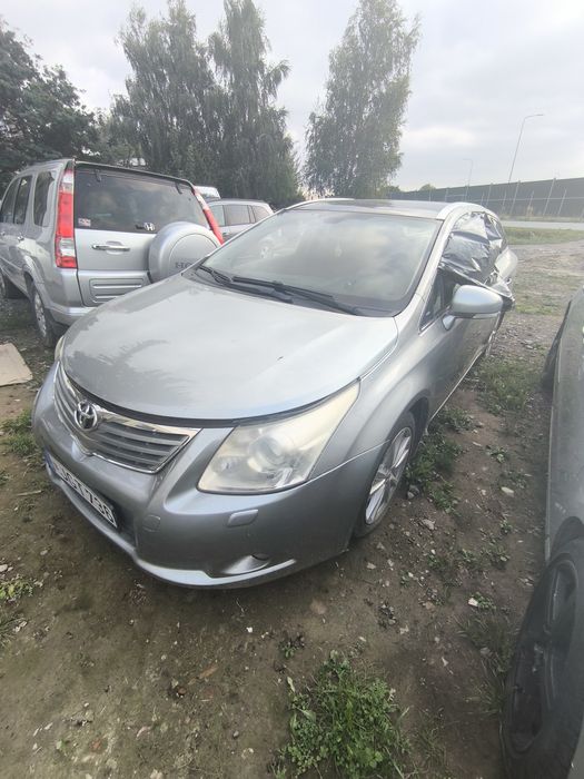 Toyota Avensis T27 kolor 1G6  2011r, 2.2 diesel,  automat na części
