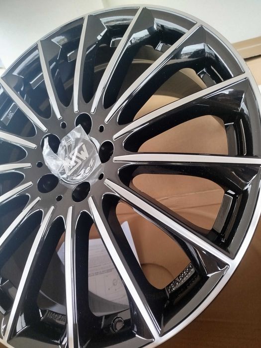 A853#Alufelgi Nowe 18" 5x112 Et 48 7,5J Audi: A3, A4, A5, TT, Q3