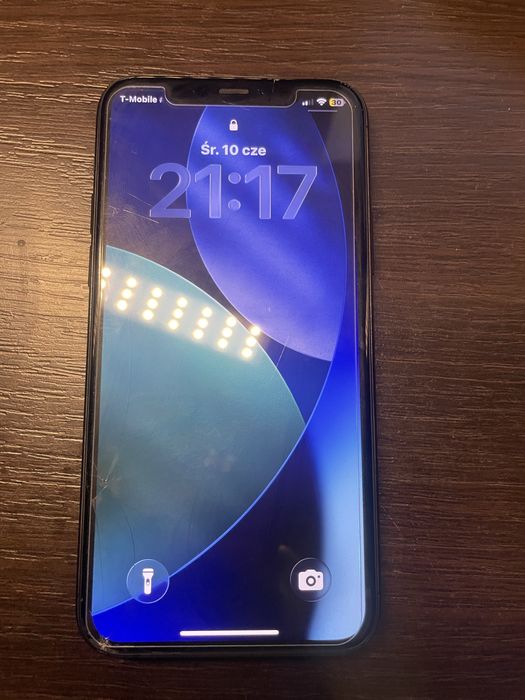 Iphone 11 pro działa
