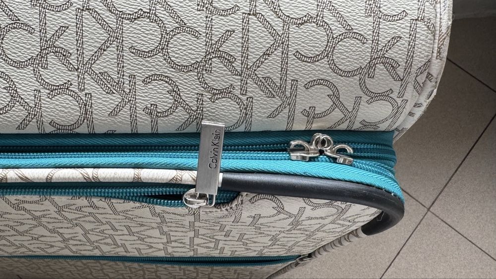 Mala de porão até 32kg 78 x 48 x 31 cm