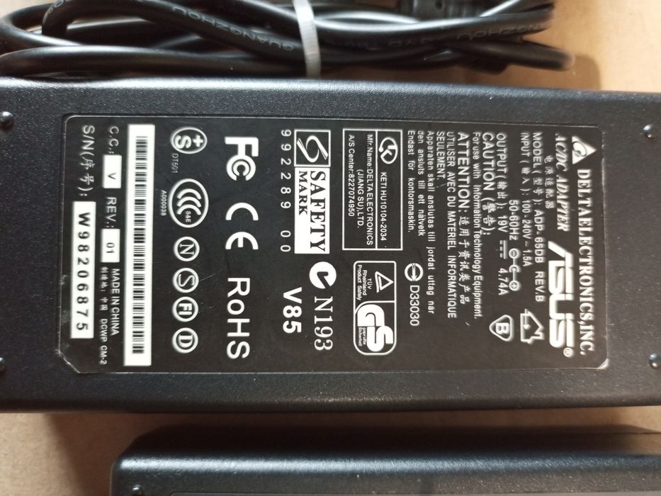 Блок питания ноутбука Asus 19v