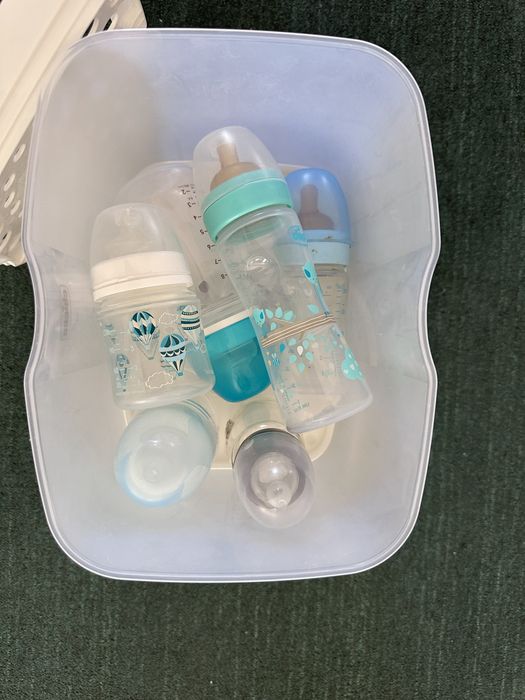 Стерилізатор електричний цифровий Chicco + сушилка для пляшечок