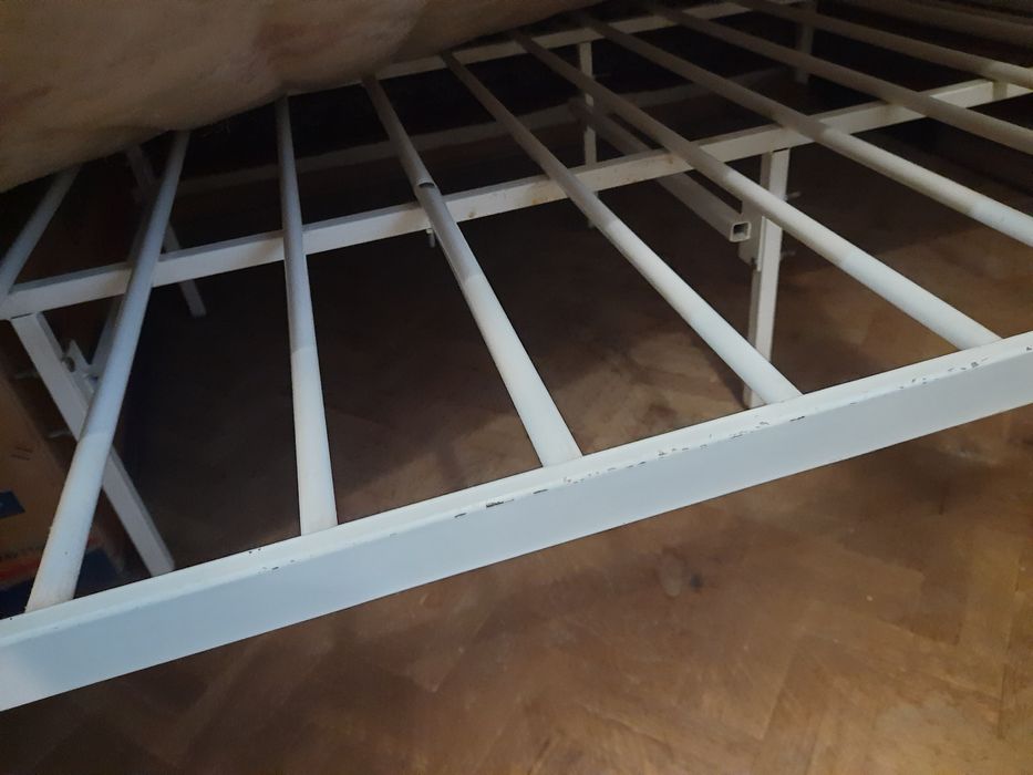 кровать двуспальная с ортопедические матрацом