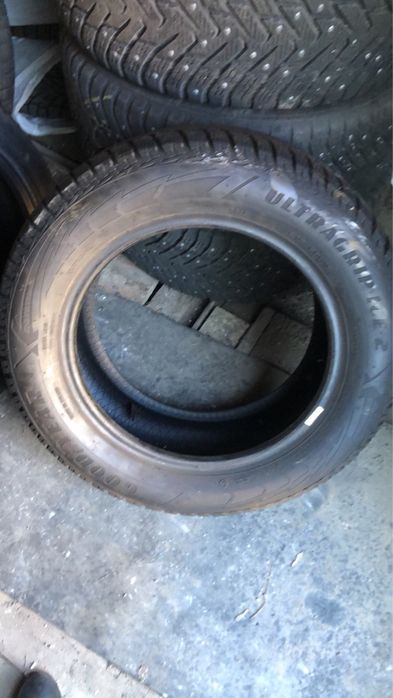 Зимова гума Goodyear ultragrip ice 2, як нова