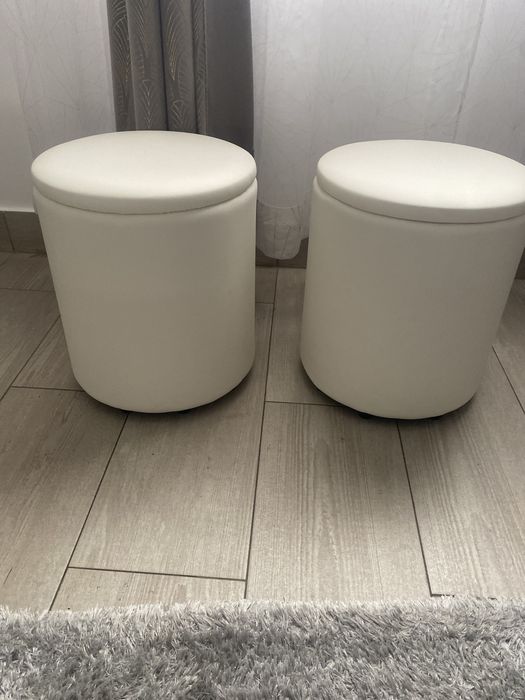 Mesa de centro em  exelemte estado, como nova tem 1 ano.