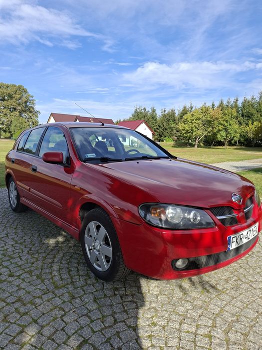 Nissan Almera