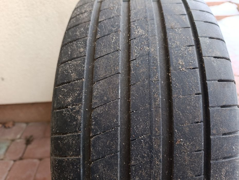 Opony Goodyear .