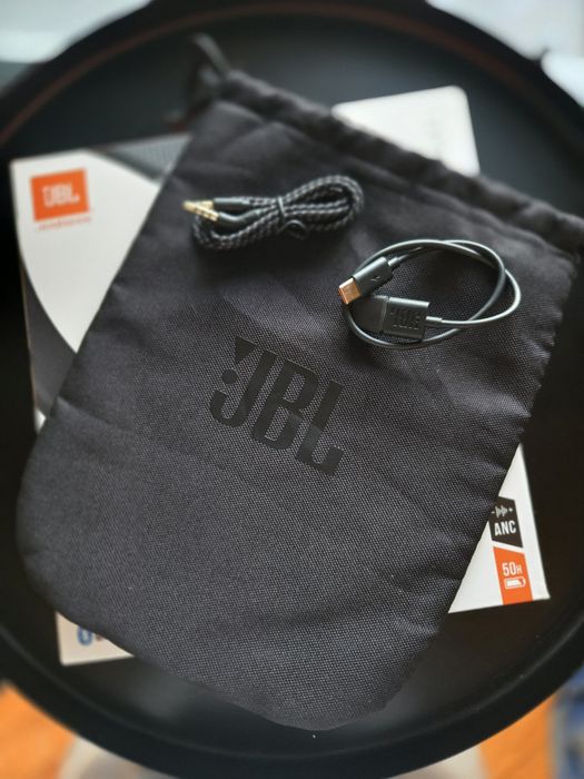 JBL Live 660NC | ANC | Caixa e Acessórios Originais(Vendo ou Troco)
