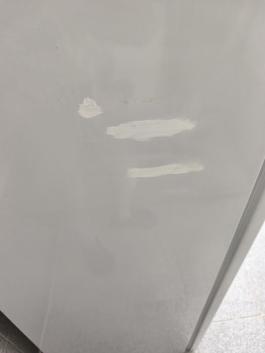 Frigorífico a funcionar