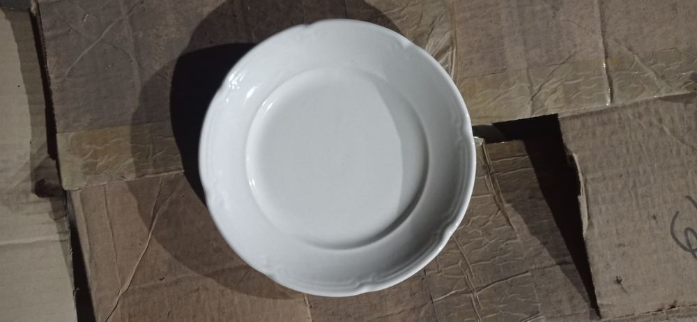 Продам тарелки в хорошем состоянии