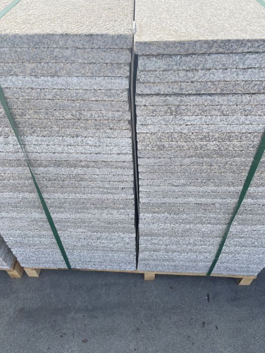 Mosaico de  granito cinza Iberico picado