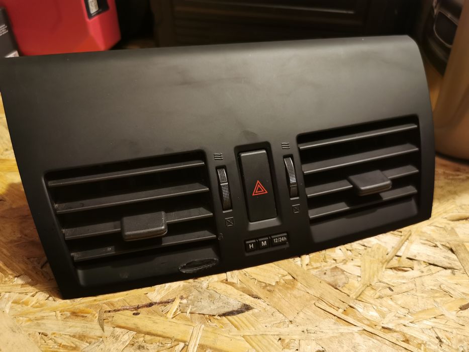 Kratki nawiewu Mazda 3 BL