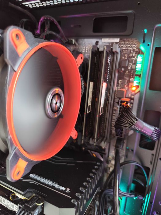 Desktop Gaming i5 9600k 1660 Super