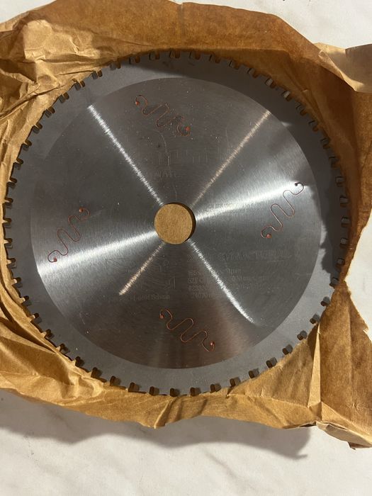 Tarcza Hilti do pilarek tarczowaych do cięcia stali