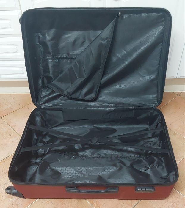 MALA DE VIAGEM DE PORÃO. Casa,Férias,Mudanças,Quarto,Arrumação,Sala.