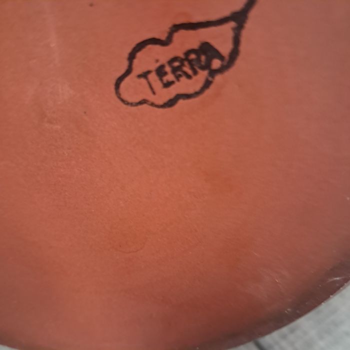 Stary chiński czajnik gliniany do parzenia herbaty