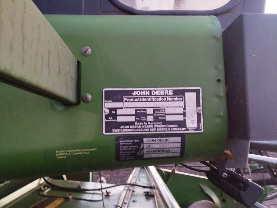 Продам комбайн John Deere 1042