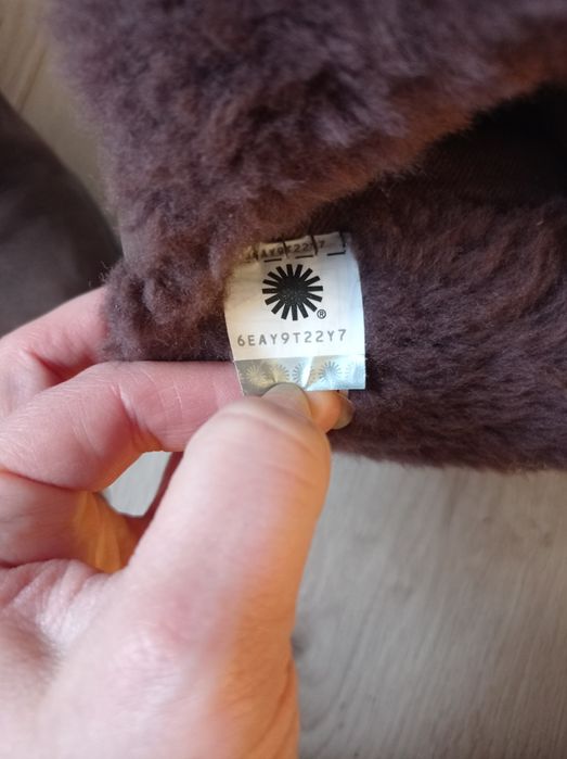 Kozaki na koturnie UGG